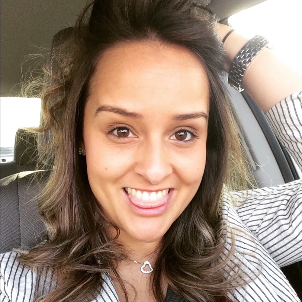 Meet your Posher, Lais